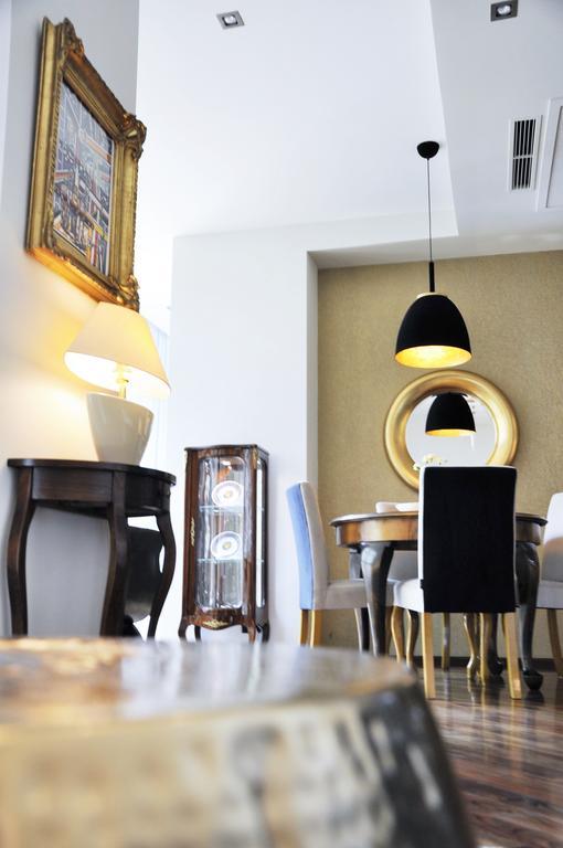 Mondrian Luxury Suites & Apartments Krakow Old Town Exteriör bild