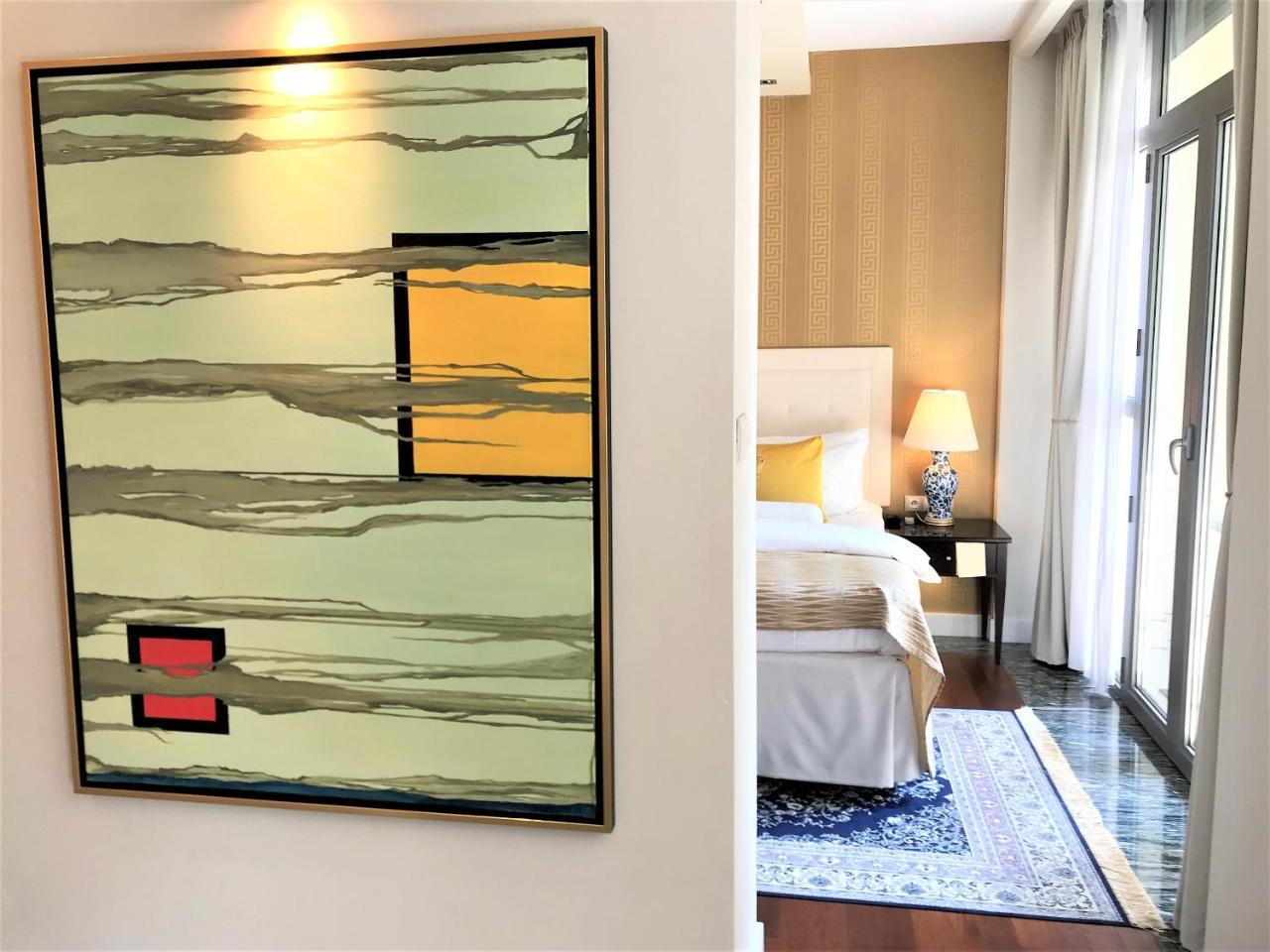 Mondrian Luxury Suites & Apartments Krakow Old Town Exteriör bild
