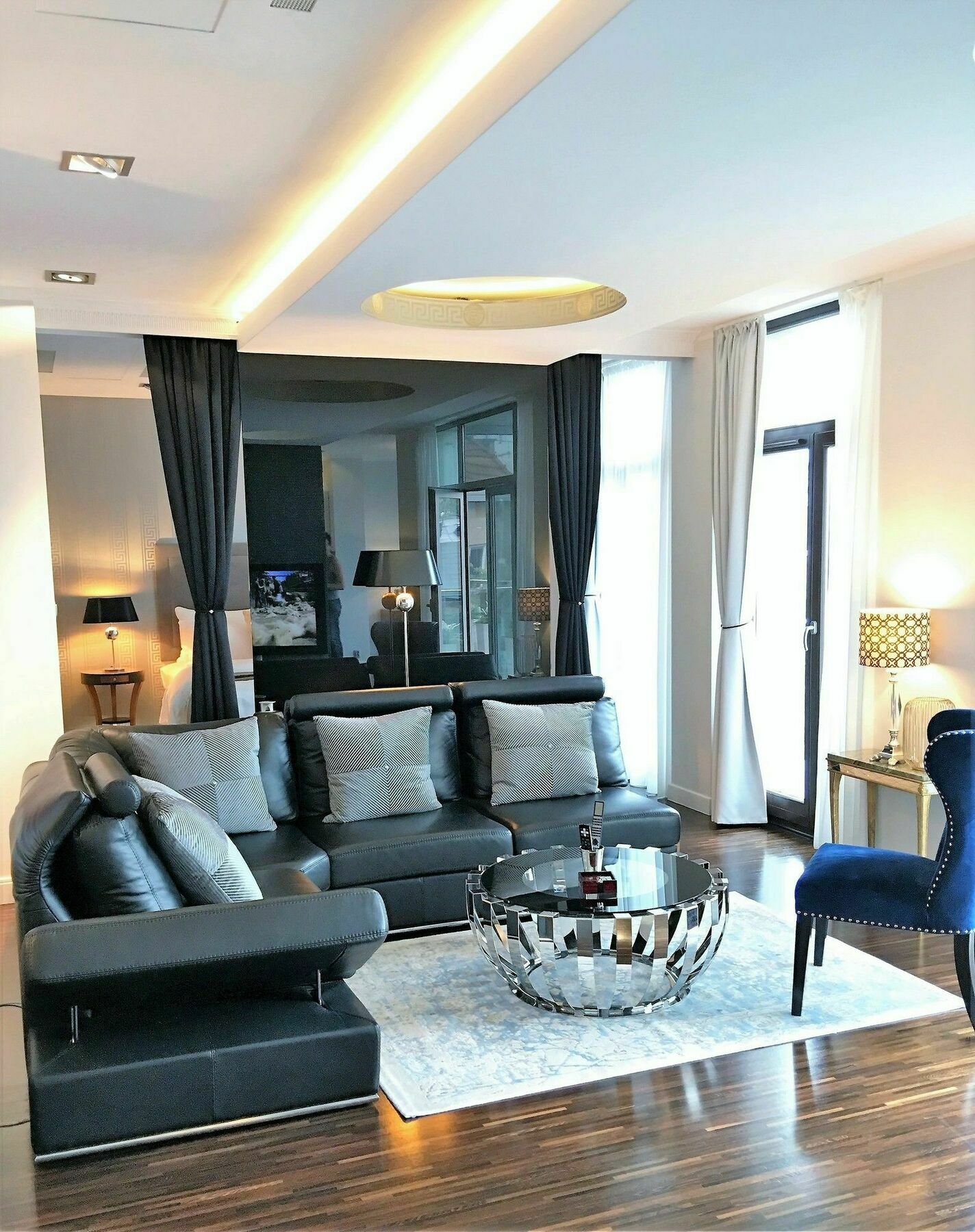 Mondrian Luxury Suites & Apartments Krakow Old Town Exteriör bild