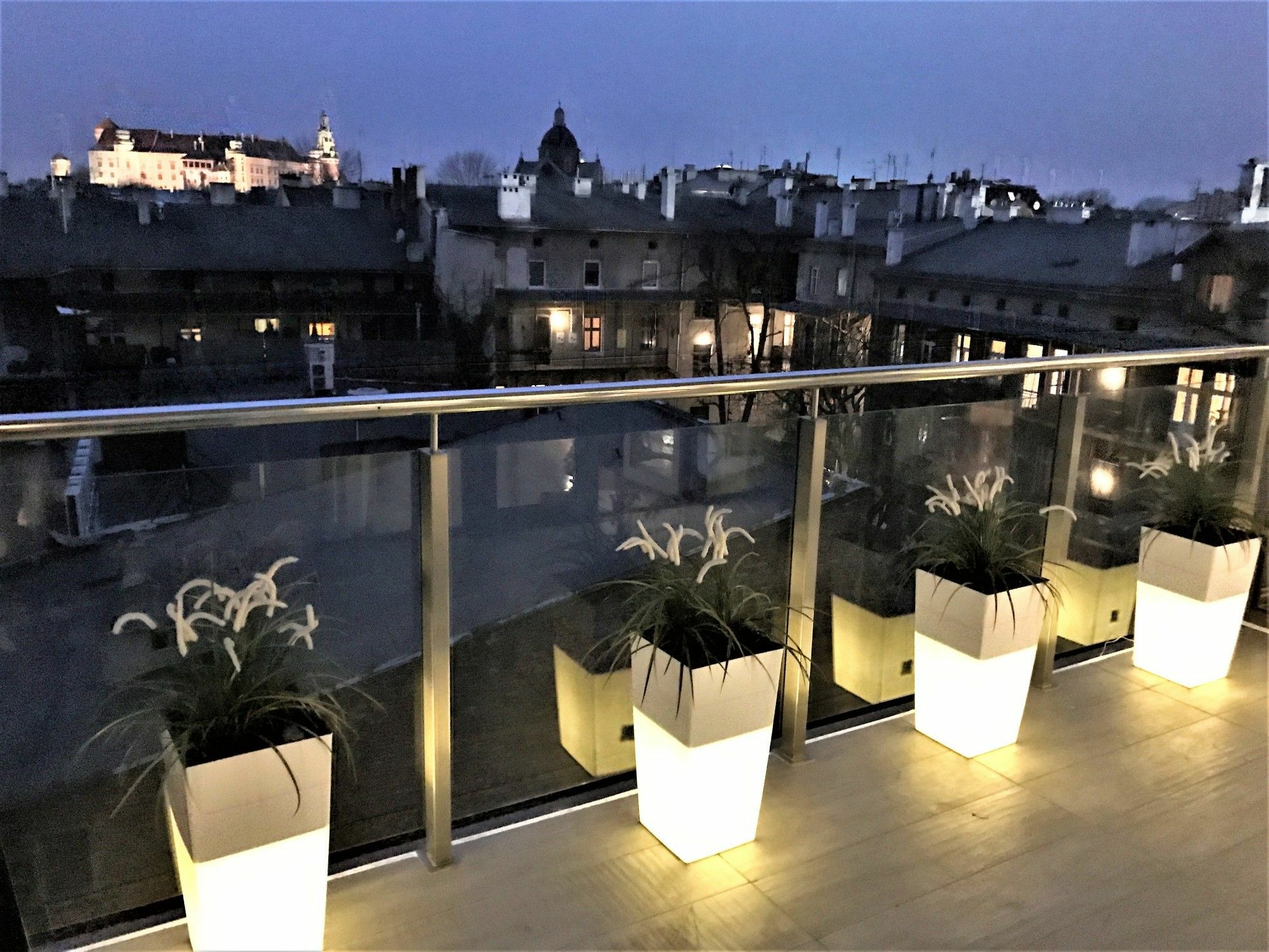 Mondrian Luxury Suites & Apartments Krakow Old Town Exteriör bild
