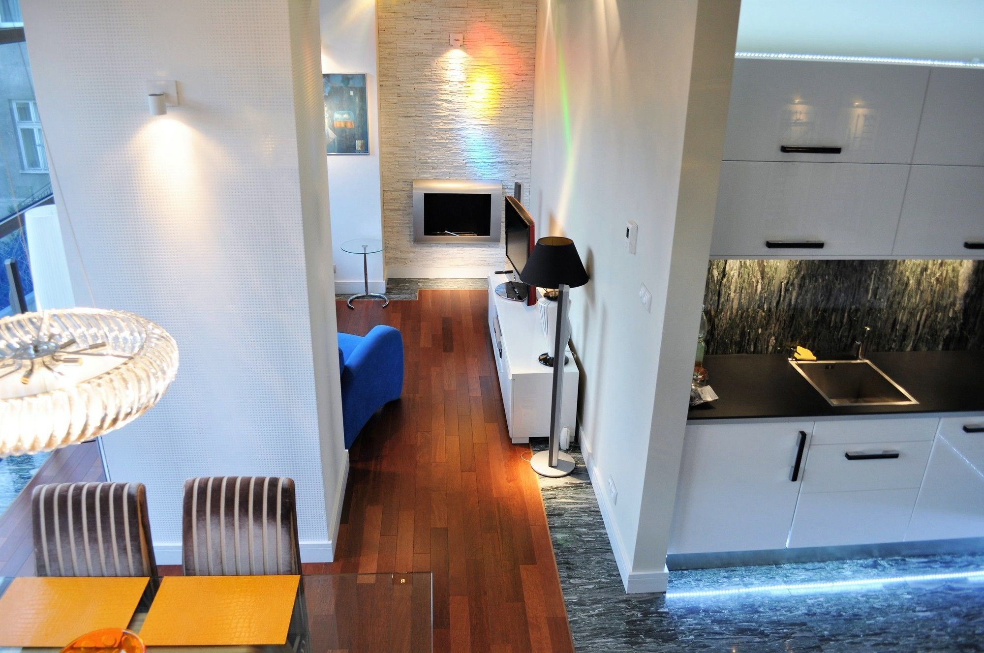 Mondrian Luxury Suites & Apartments Krakow Old Town Exteriör bild
